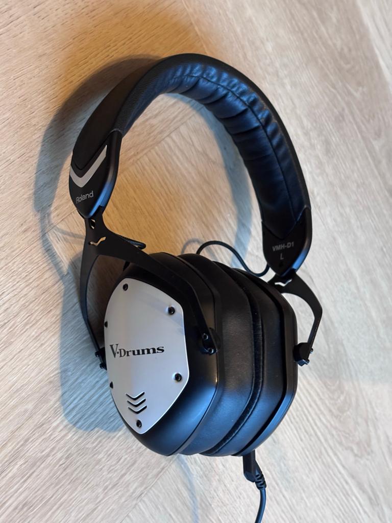 @ Roland V-Drums hoofdtelefoon VMH-D1 @