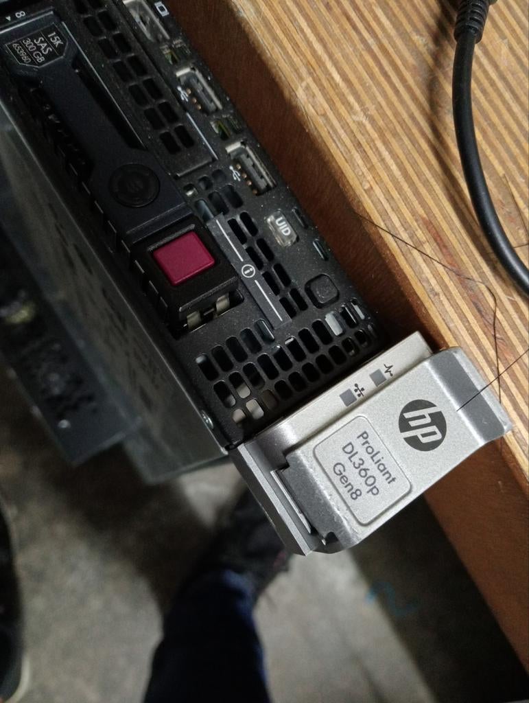 Hp server d360p gen 8 met 300,gb schijven, Ophalen, 2 tot 3 Ghz