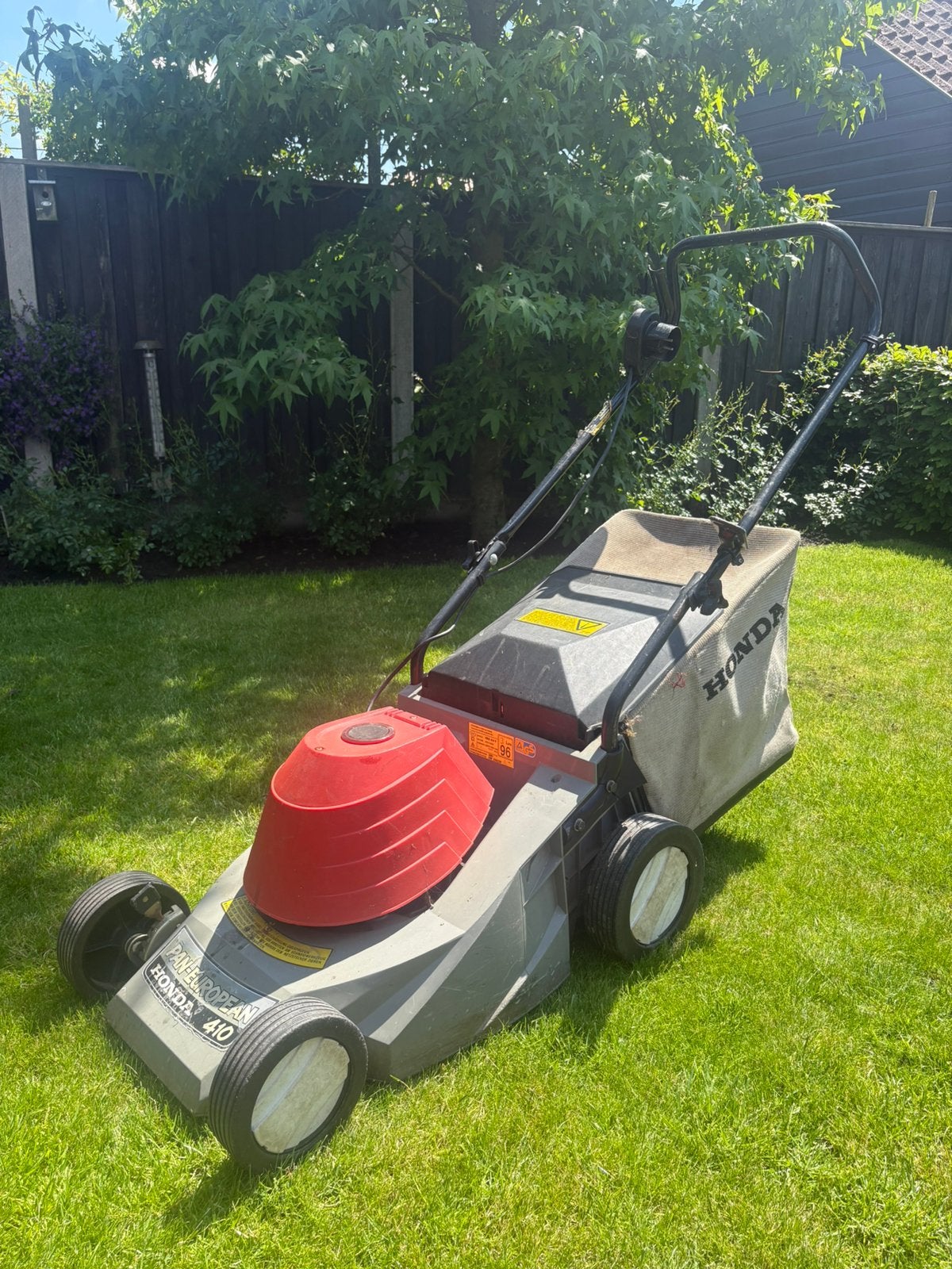 Elektrische grasmaaier honda, Ophalen, Gebruikt