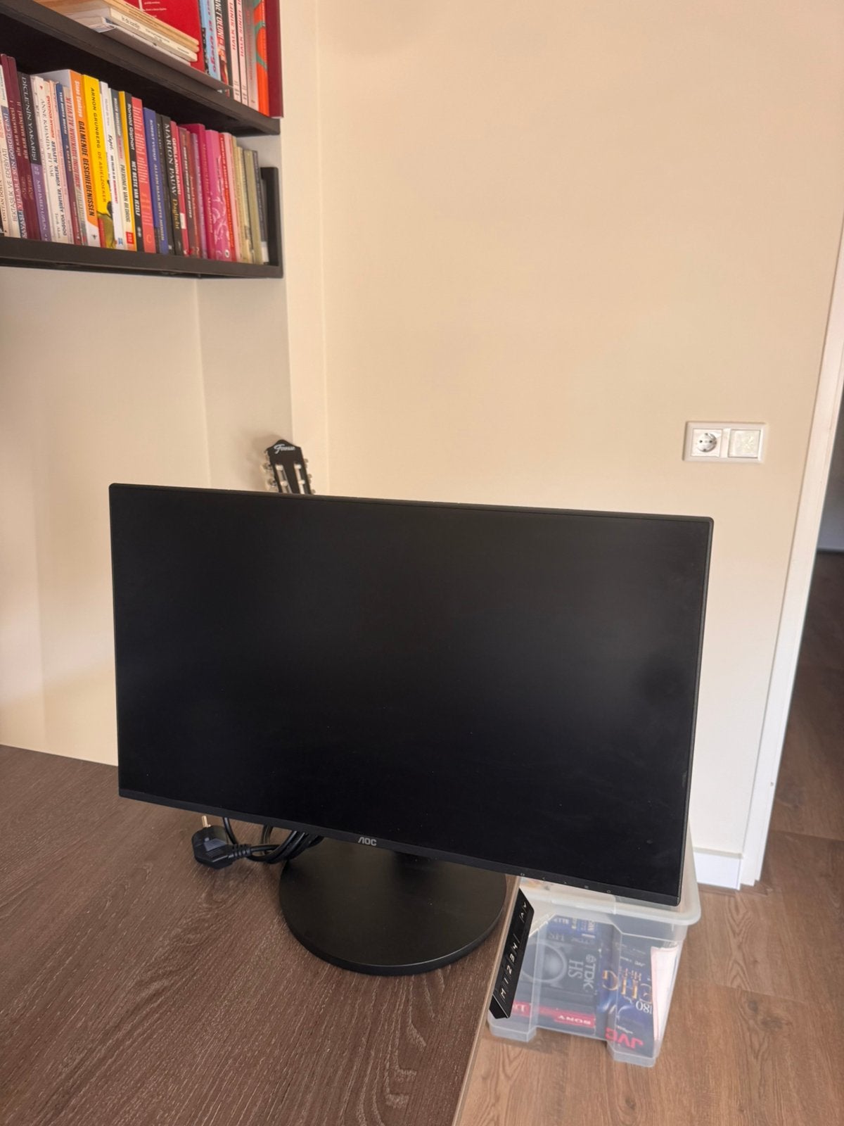 24 inch AOC Monitor - Zwart Full HD Monitor -  USB-C,, Gebruikt, IPS, Full HD, Ophalen of Verzenden