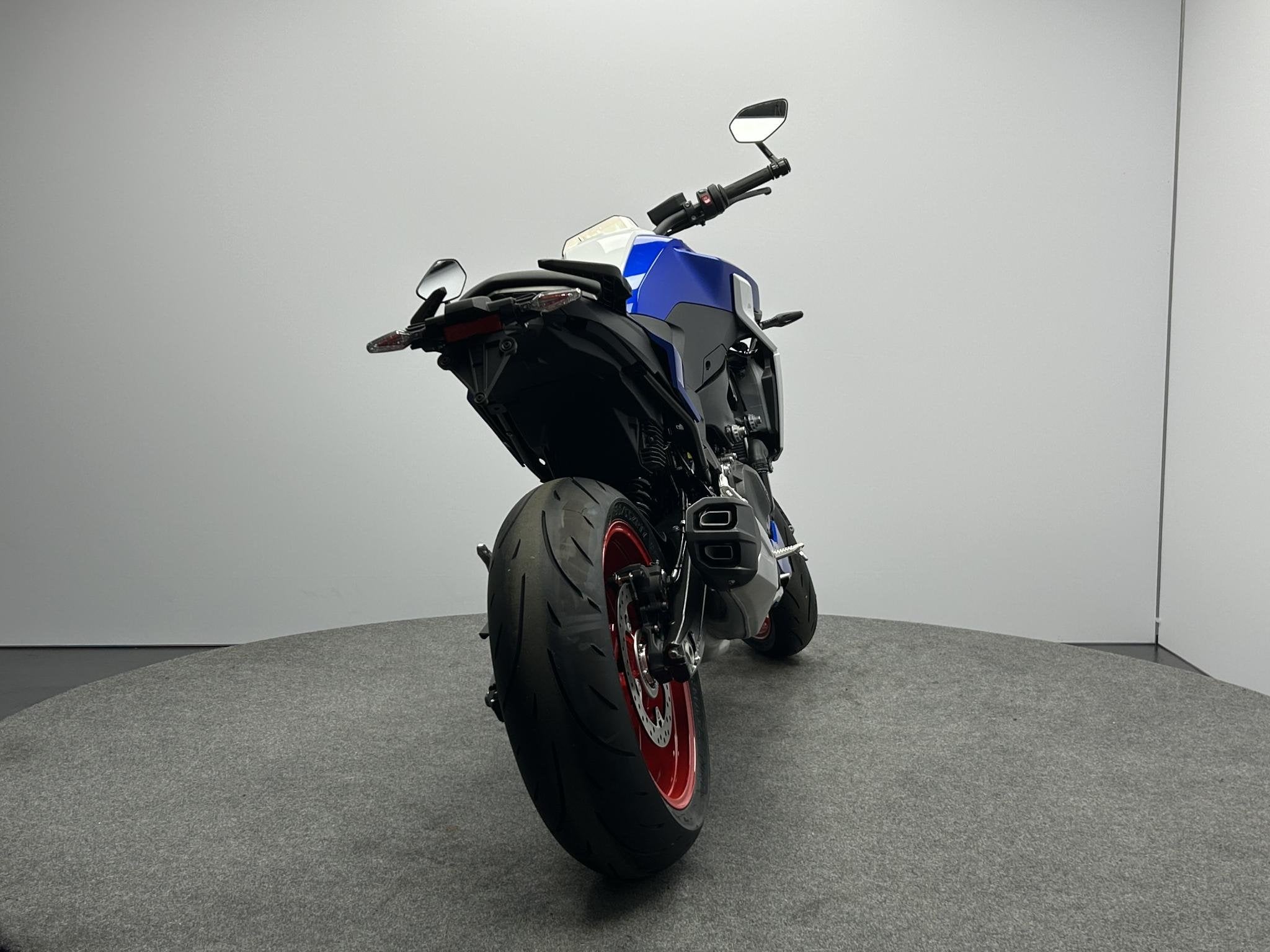 BMW F 900 R Pulse Edition, Motoren, Motoren | BMW, Einsteinlaan 5
2289 CC  Rijswijk, NL, 895 cc, Meer dan 35 kW, Toermotor