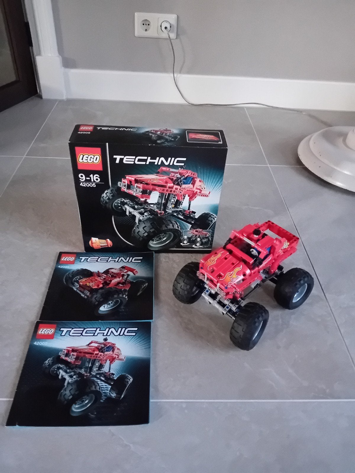 Lego monstertruck, Kinderen en Baby's, Speelgoed | Duplo en Lego, Compleet, Lego, Ophalen of Verzenden, Zo goed als nieuw