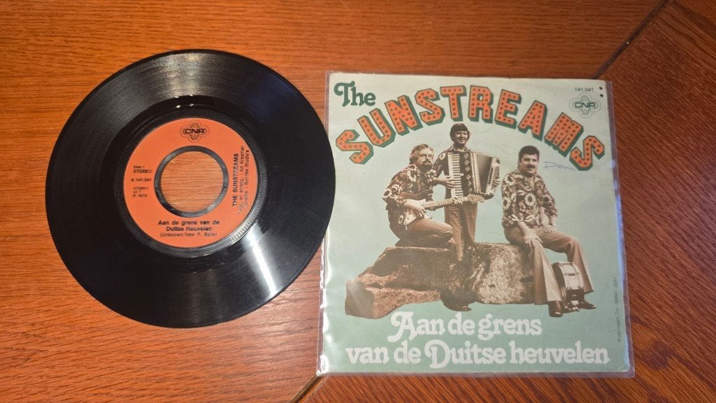 The Sunstreams Aan de grens van de duitse heuvelen, LP, 7 inch, Ophalen of Verzenden, Nederlandstalig