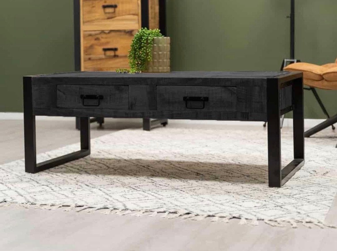 Britt Salontafel Zwart Mango Hout - Industrieel (Nieuw), Ophalen, 100 tot 150 cm, Nieuw, 50 tot 100 cm