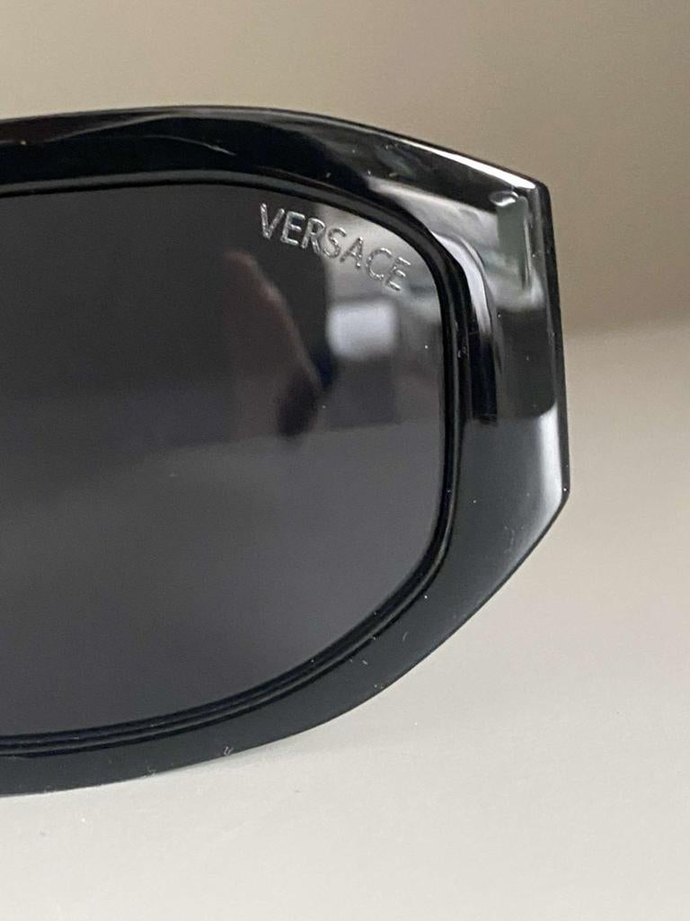 Versage zonnebril, Sieraden, Tassen en Uiterlijk, Zonnebrillen en Brillen | Heren, Overige merken, Zonnebril, Verzenden, Zwart