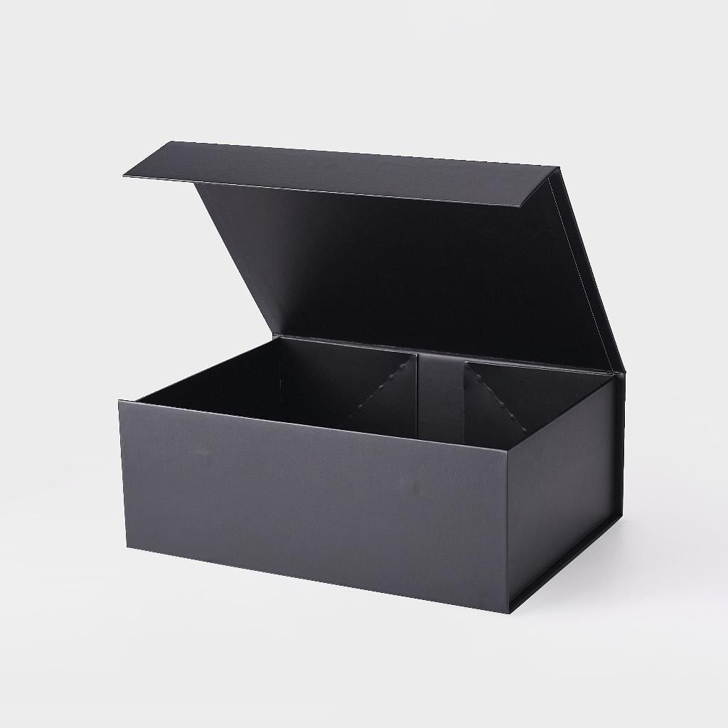 Partij luxe dozen mnet magneetsluiting en satijnen lint, Doos, Minder dan 50 cm, Ophalen of Verzenden, Minder dan 40 cm