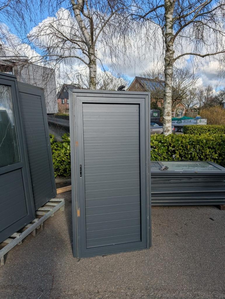 Dubbele garage deuren, Ophalen, Garagedeur, 120 cm of meer, 215 cm of meer