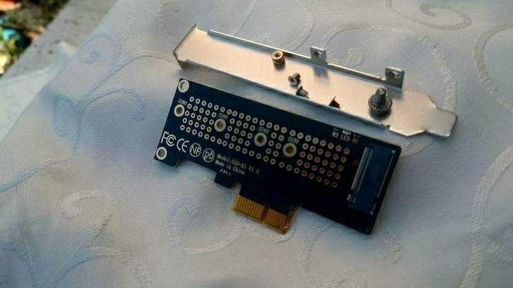 M.2 NVMe SSD naar PCIe adapter, Ophalen of Verzenden, Nieuw, Desktop, Overige aansluitingen