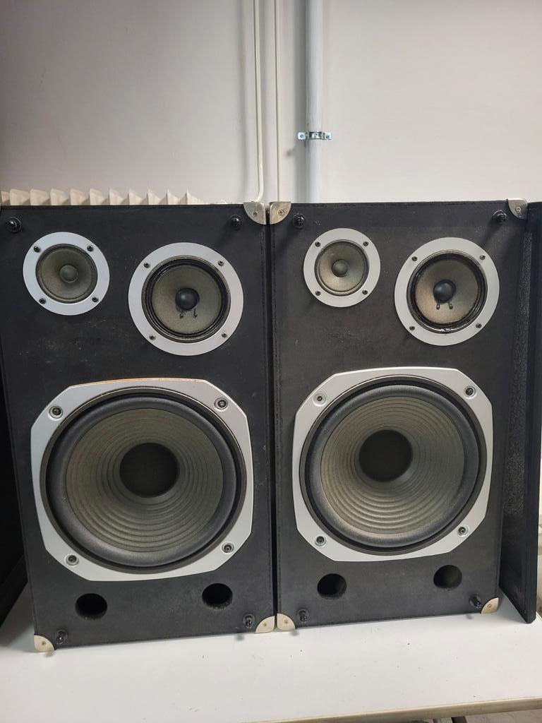 Vintage Kenwood luidsprekerboxen met ingebouwde radio/mp3, Audio, Tv en Foto, Luidsprekers, Gebruikt, Minder dan 60 watt, Front, Rear of Stereo speakers