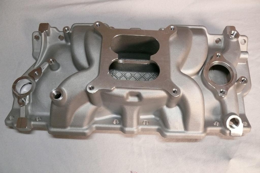Aluminium intake manifold 1500-6500tpm, SBC, nieuw., SRE-Parts, Chevrolet, Nieuw, Ophalen of Verzenden
