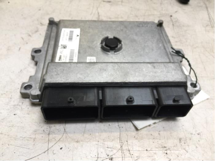 Computer Motormanagement van een Renault Clio, Gebruikt, -, Renault, -