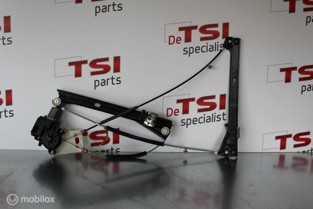 Raammechanisme RV + Motor 3-DRS​​​ ​​VW Polo 6R ('09-'14), Auto-onderdelen, Ruiten en Toebehoren, Gebruikt, Volkswagen, Ophalen of Verzenden