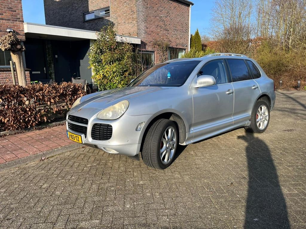 Porsche Cayenne Turbo 2004 4,5L V8, Automaat, Zwart, Leder, Stationwagon