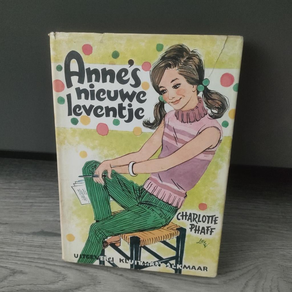 Anne's nieuwr leventje, Ophalen of Verzenden, Gelezen, Charlotte phaff