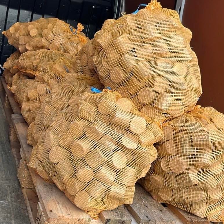 Briketten 20 kg per zak, Tuin en Terras, Haardhout, Minder dan 3 m³, Ophalen, Overige houtsoorten, Blokken