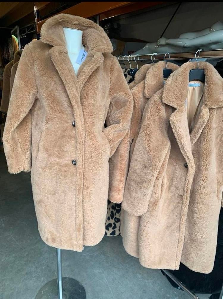 SALE: Teddy Coats - Nu €25!, Ophalen of Verzenden, Nieuw, Maat 38/40 (M), Beige