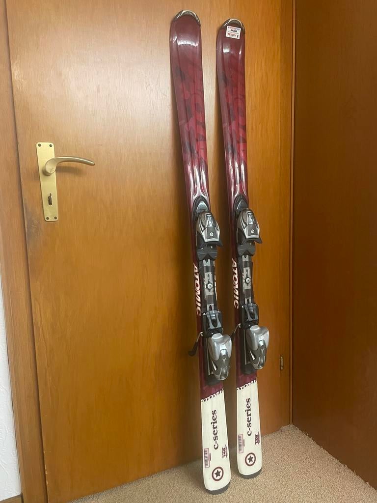 Atomic ski’s 148 cm, voor beginnende skiërs geschikt, Ophalen, 140 tot 160 cm, Gebruikt, Atomic