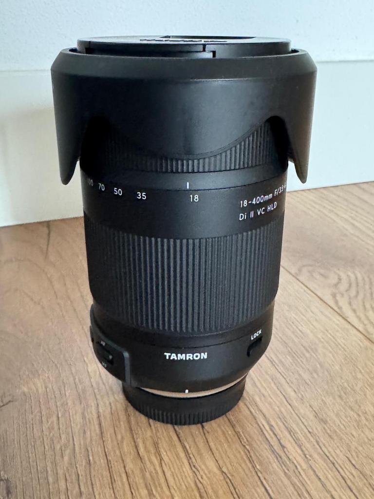 Tamron 18-400mm Di II VC HLD Lens - Perfecte Allrounder, Ophalen of Verzenden, Zo goed als nieuw, Telelens, Zoom