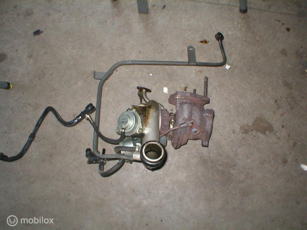 Turbo f4r motor f4r q7 1103188 MXT 49377-07313 8200396689, Auto-onderdelen, Motor en Toebehoren, Ophalen of Verzenden, Gebruikt
