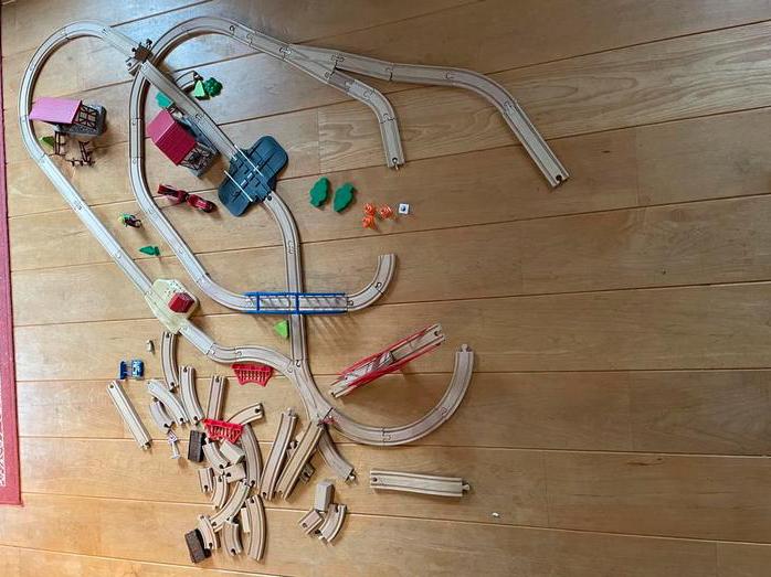 Playtive houten spoorweg met elektrische trein, Kinderen en Baby's, Speelgoed | Houten speelgoed, Ophalen, Zo goed als nieuw