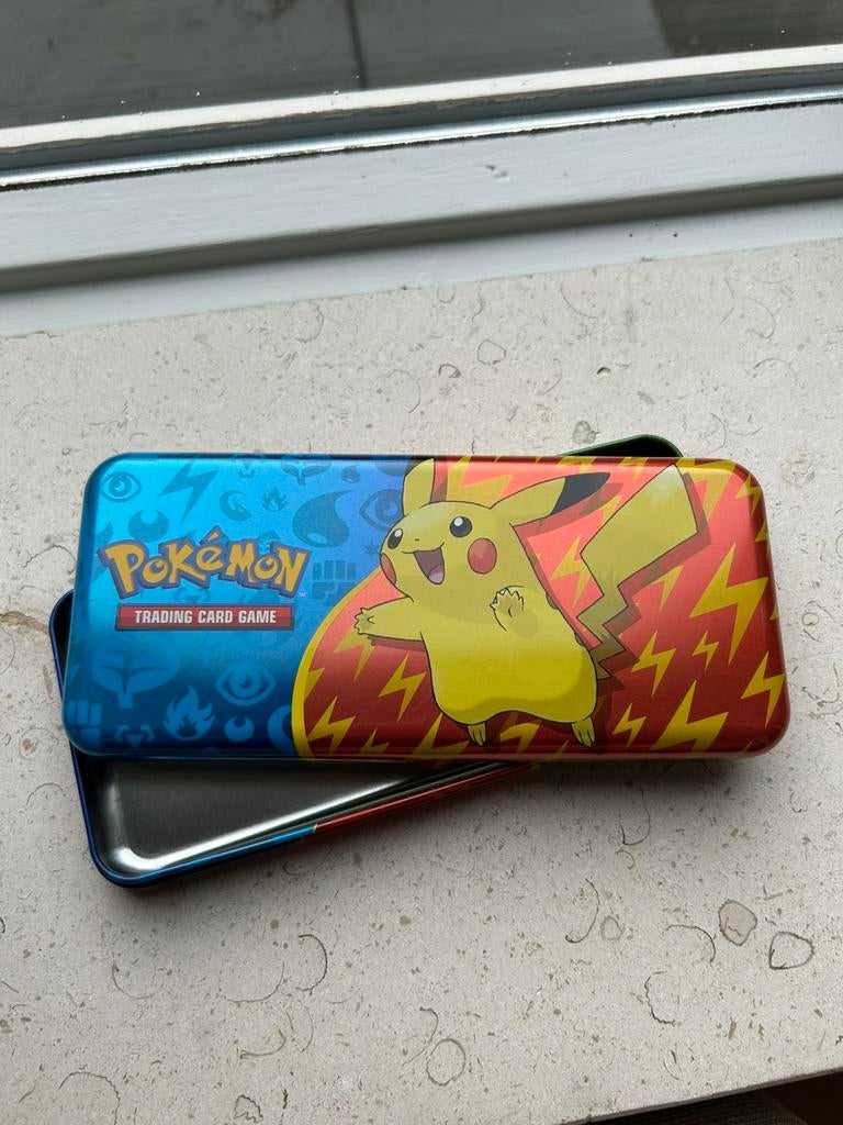 Pokemon lege pencil tin, Ophalen of Verzenden, Zo goed als nieuw, Overige typen
