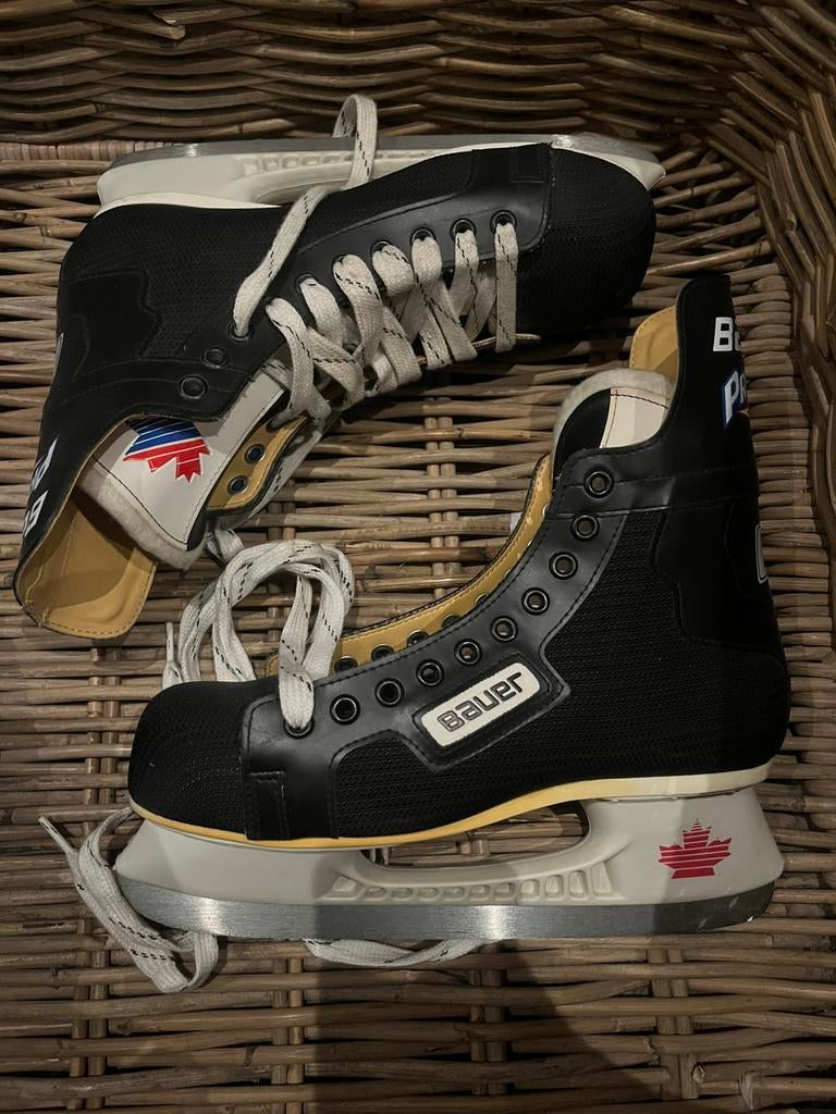 Vintage! Bauer Canada proteam 25 ijshockey schaatsen maat 42, Sport en Fitness, Schaatsen, Ophalen of Verzenden, Zo goed als nieuw