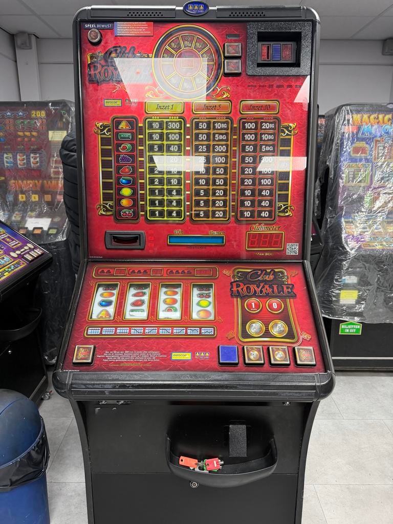 Club Royale mk1, Verzamelen, Automaten | Gokkasten en Fruitautomaten, Euro, Ophalen, Zo goed als nieuw, Met sleutels