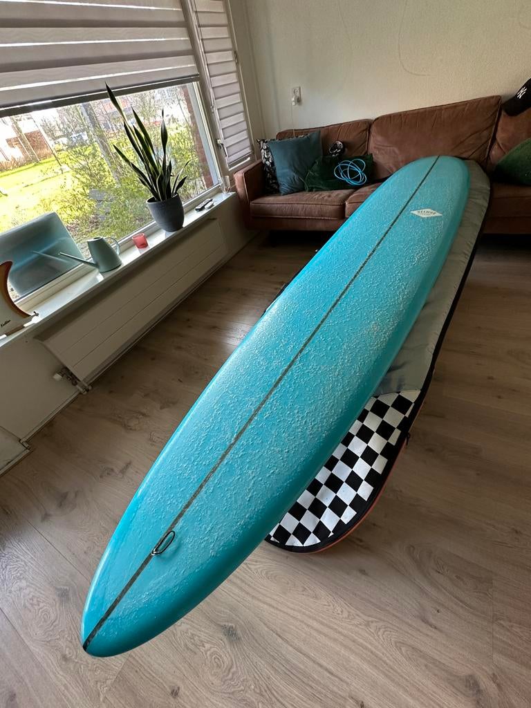 Delmar 9'2 Longboard met tas, vin en leash, Watersport en Boten, Golfsurfen, Ophalen, Zo goed als nieuw, Longboard, Met koord