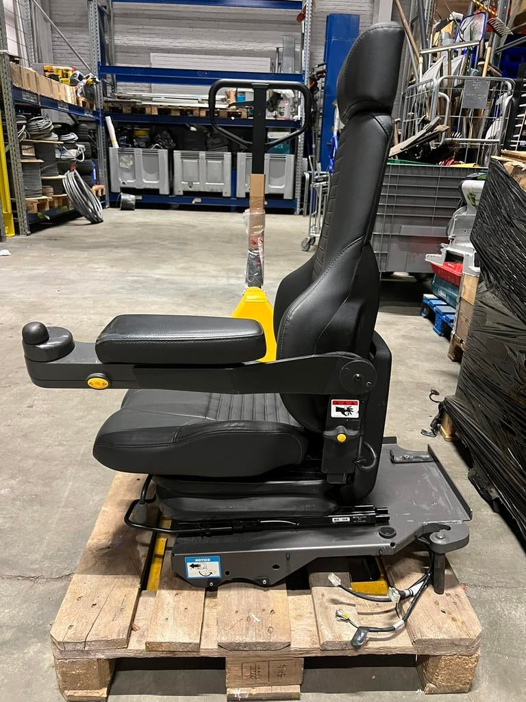 Stoel 8018 (BE-GE) - leer Toyota heftruck reachtruck, Ophalen of Verzenden