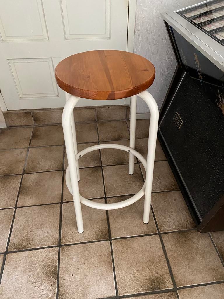 Hoge kruk/barkruk jaren 80, Huis en Inrichting, Barkrukken, 1 kruk, Ophalen, Zo goed als nieuw, 60 tot 90 cm
