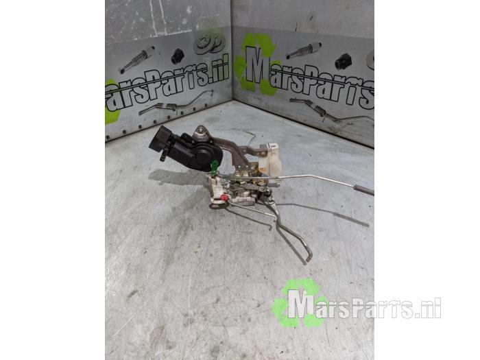 Deurslot Mechaniek 4Deurs links-voor van een Peugeot 107, Auto-onderdelen, Carrosserie en Plaatwerk, Gebruikt, -, -, Ophalen of Verzenden
