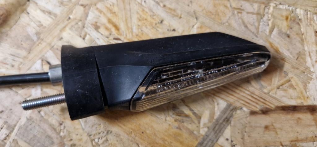 Knipperlicht CBR650R CB650R CBR500R CB500X CB500F, Motoren, Onderdelen | Honda, Ophalen of Verzenden, Gebruikt