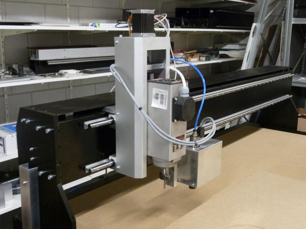 Cnc-Freesmachine of Cnc-Snijmachine op maat gemaakt, Ophalen, Nieuw