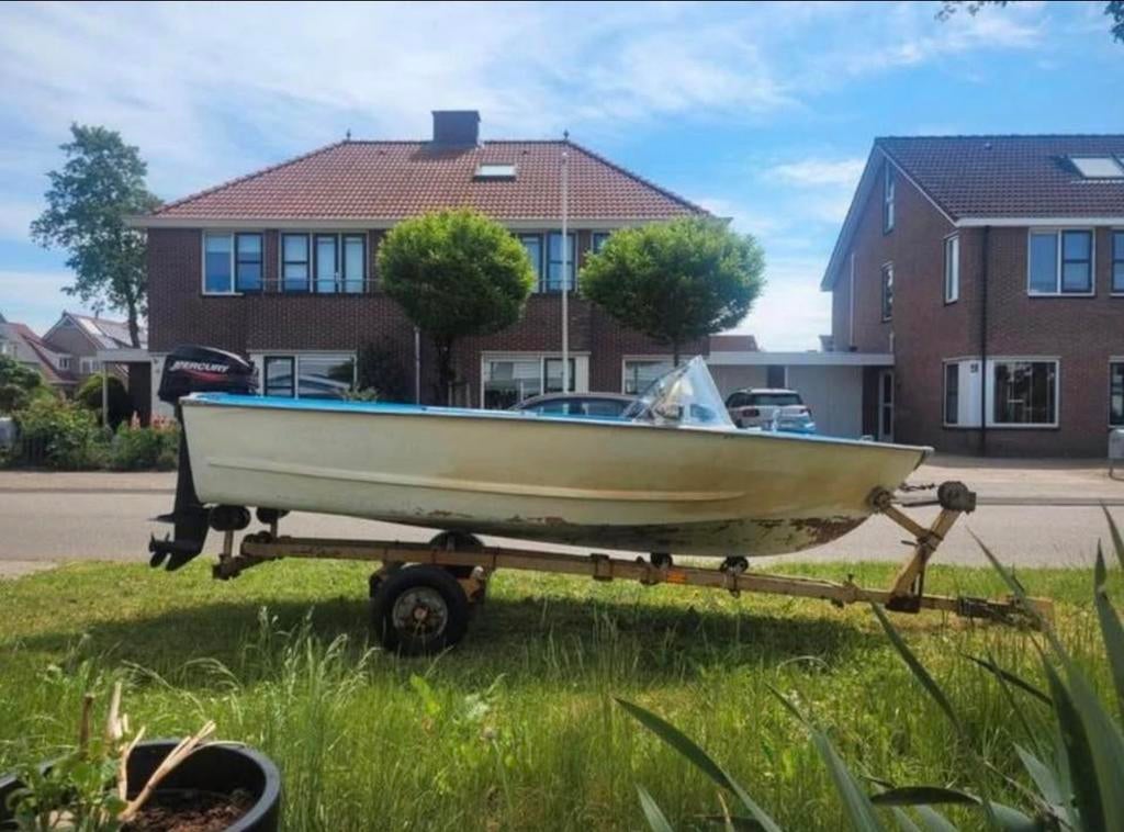 Kleine speedboot met Mercury motor, Watersport en Boten, Motorboten en Motorjachten, Ophalen, Gebruikt