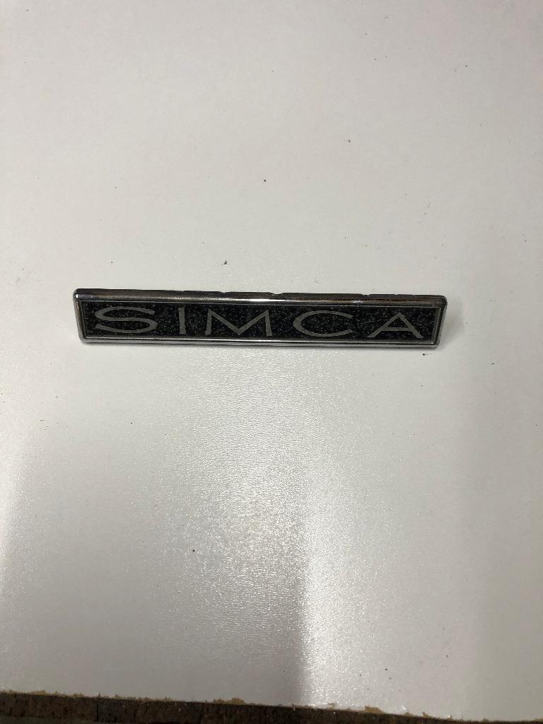 Veel oude oldtimer emblemen en boekjes, Auto-onderdelen, Ophalen, Gebruikt, BMW
