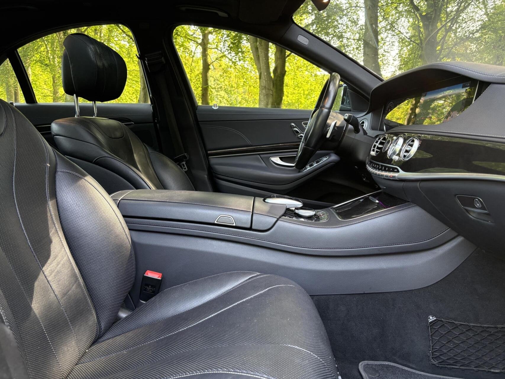 Foto 13 van Mercedes S-klasse 350d s350d 286 PK 4M Facelift Panorama Dis