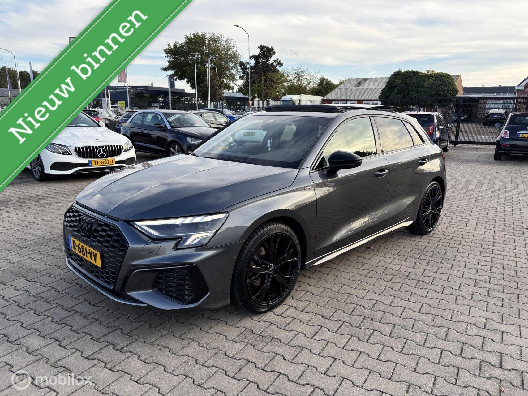 Audi A3 Sportback 35 TFSI S LINE PANODAK VOLL OPTIE,S, Verwarmde buitenspiegels, 4 cilinders, 150 pk, Alcantara