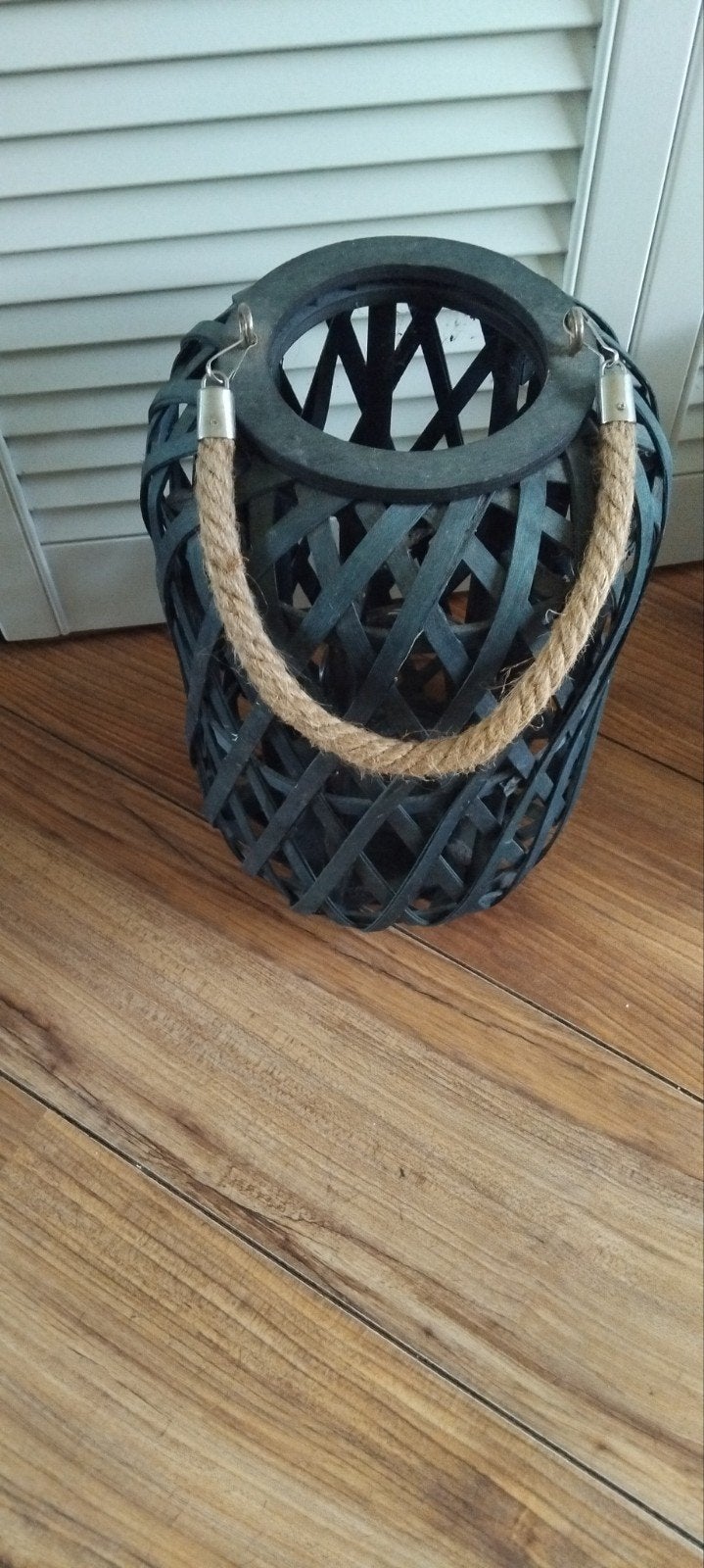 Decoratieve lantaarn met touw handvat 32 cm hoog, Huis en Inrichting, Ophalen, Hout, Landelijk, Gebruikt