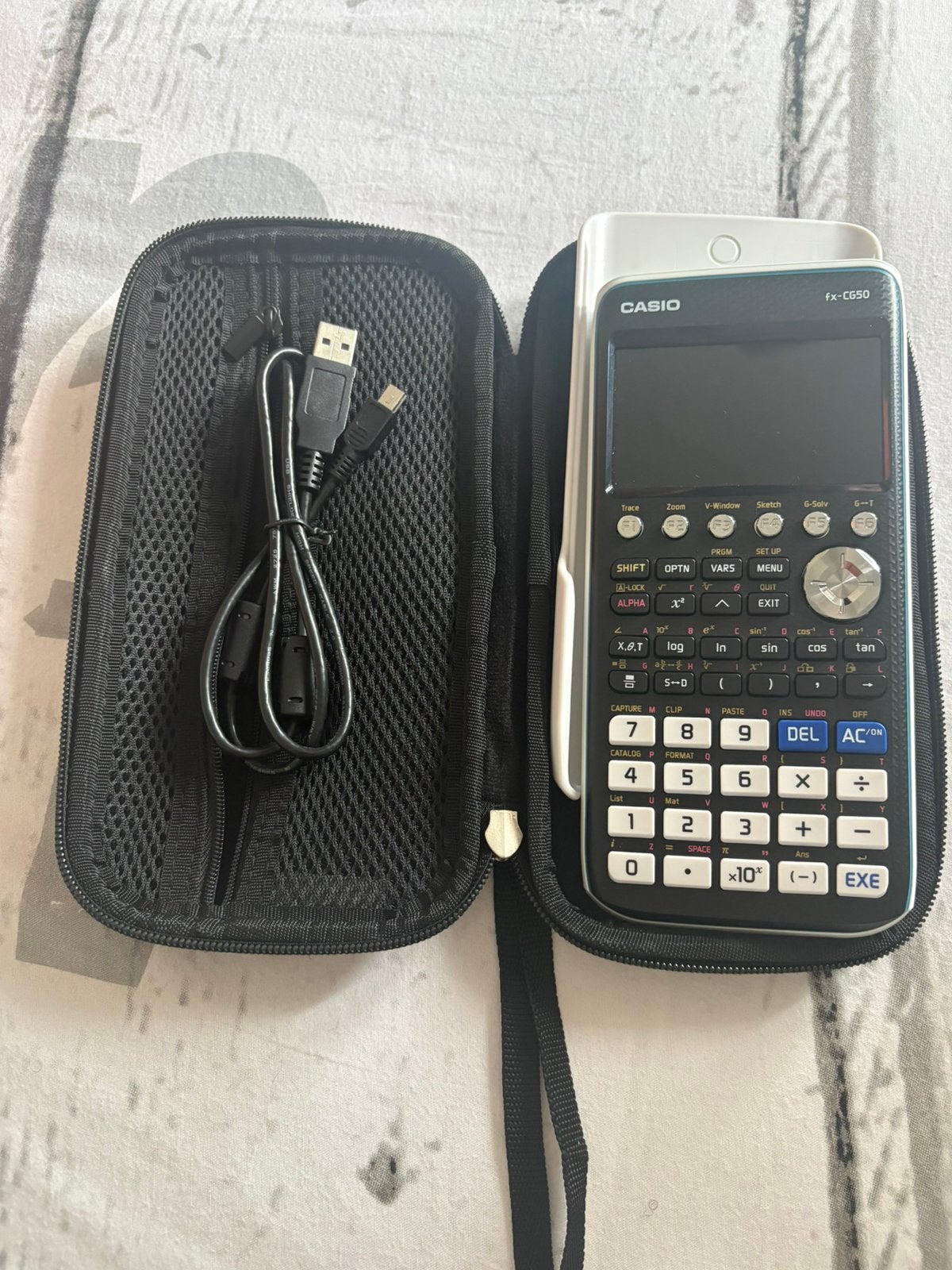 Casio fx-CG50- Grafische rekenmachine LCD kleurenscherm, Ophalen of Verzenden, Grafische rekenmachine, Zo goed als nieuw