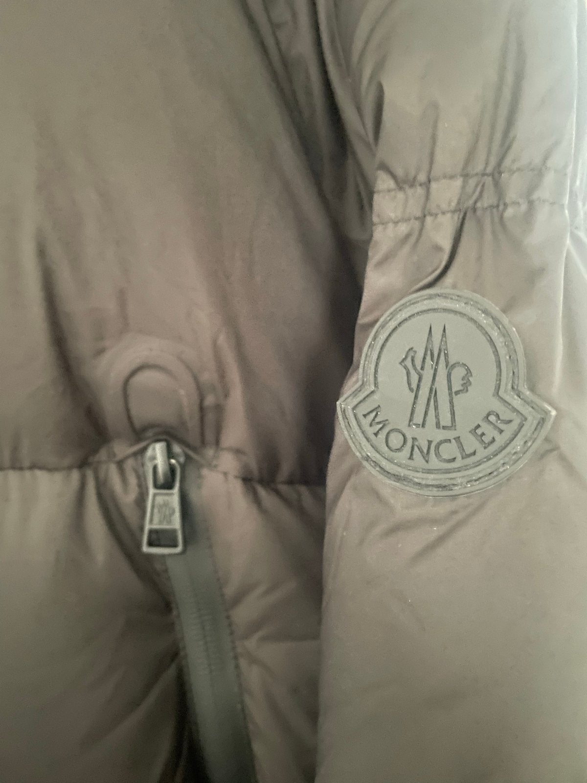Moncler jas maat 4 (L/XL) zo goed als nieuw, Ophalen of Verzenden, Zo goed als nieuw, Zwart