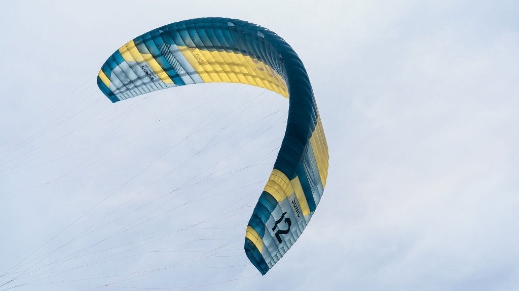 Flysurfer Sonic5 12m, Ophalen of Verzenden, Kite, 12 m², Geen board