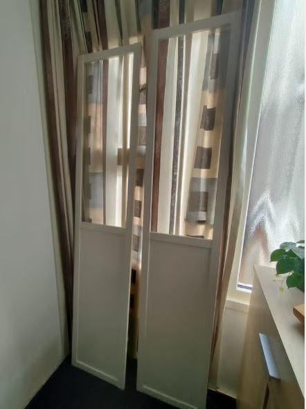2 stuks Ikea Billy kastdeuren met raam, Ophalen, Minder dan 50 cm, Gebruikt, Minder dan 25 cm