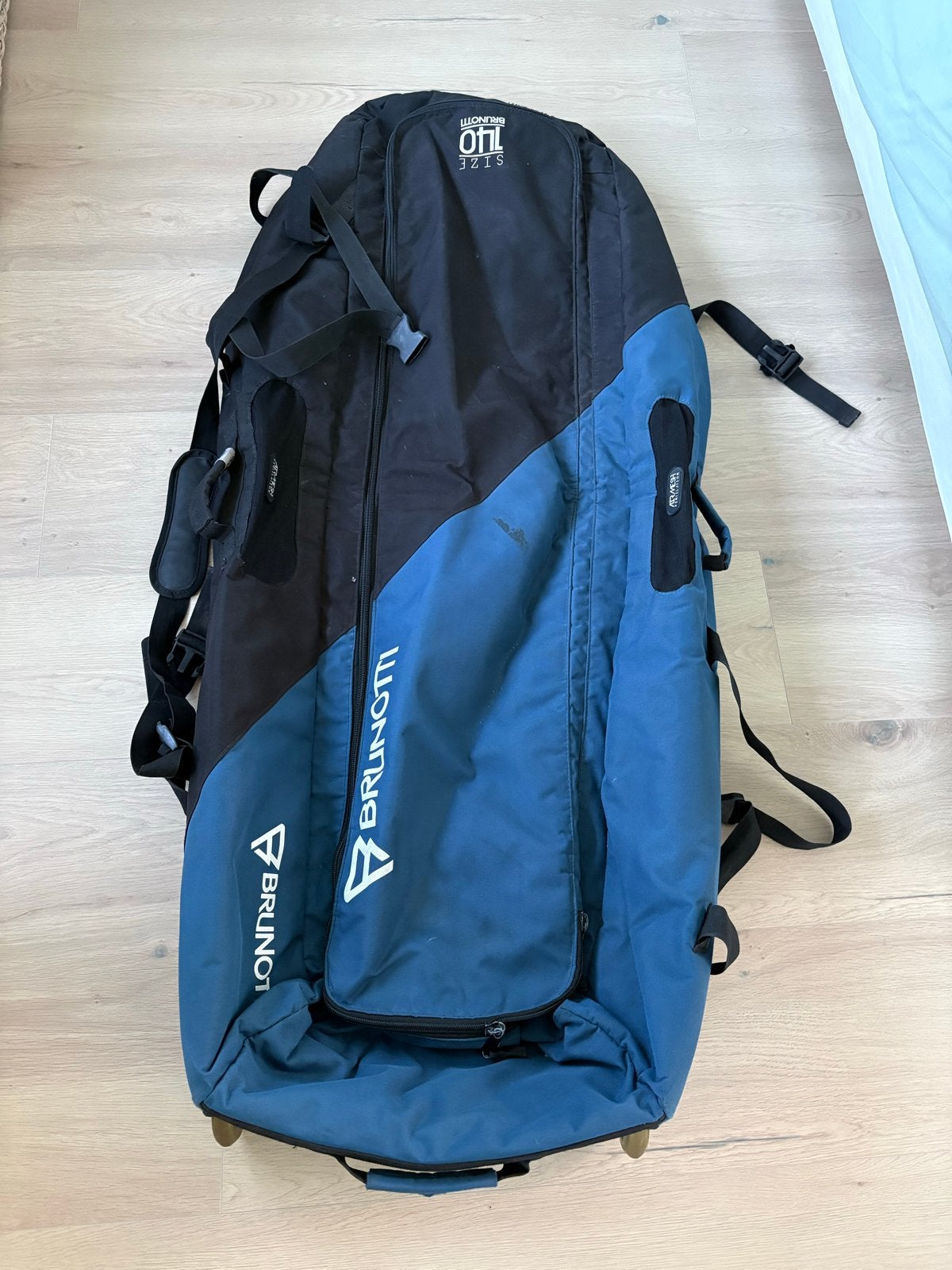 Brunotti Boardbag met wielen, Twintip, Ophalen, Gebruikt, Overige typen