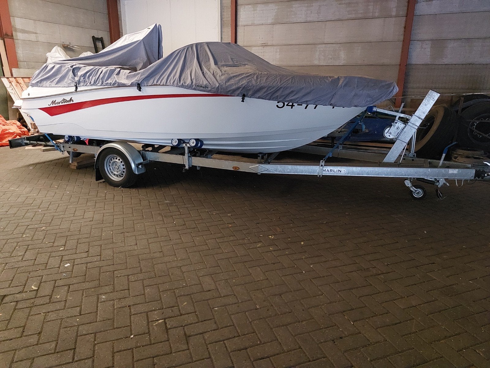 Mariah Speedboot met trailer - Zo goed als nieuw, Watersport en Boten, Overige merken, Binnenboordmotor, Tot 1.00 meter, 120 tot 200 pk
