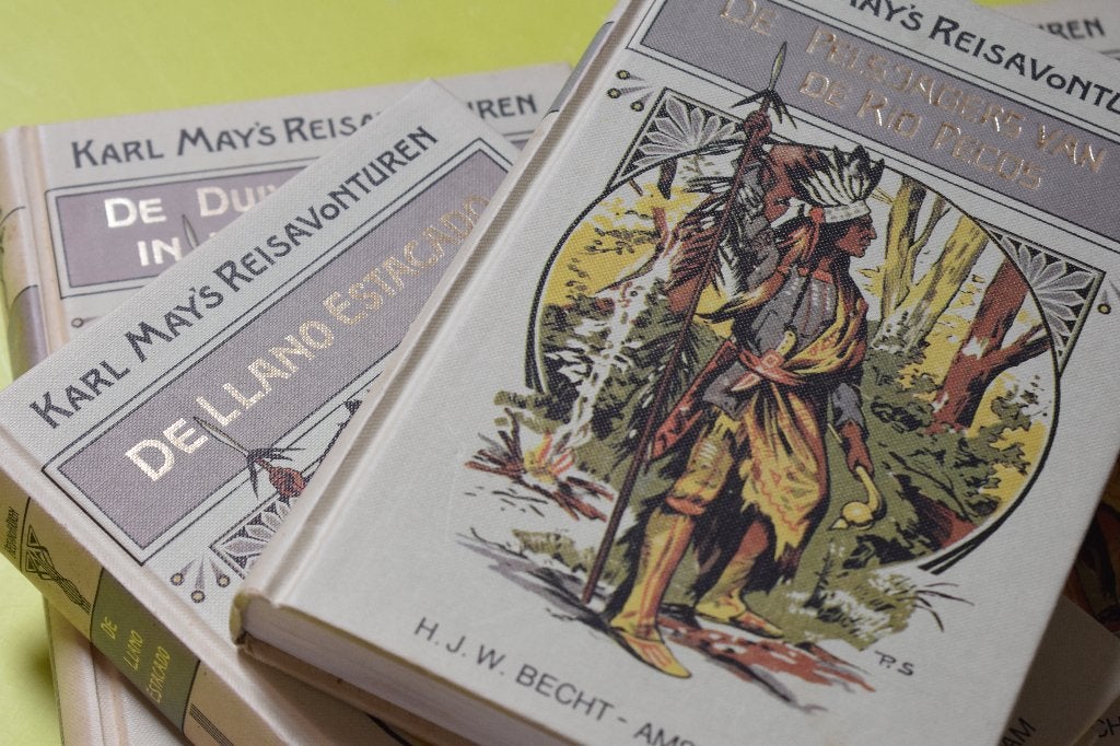 4 x Karl May's Reisavonturen -Illustraties Hans Kresse, Ophalen of Verzenden, Gelezen, Karl May, Fictie