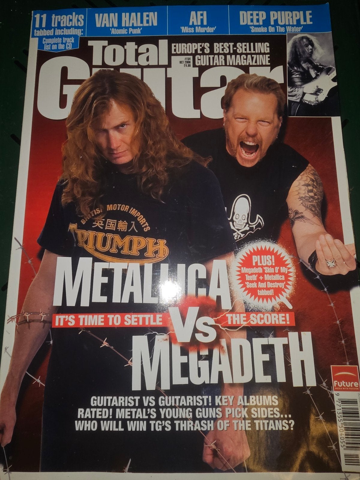 Total Guitar Magazine: Metallica vs Megadeth (okt 2006), Ophalen of Verzenden