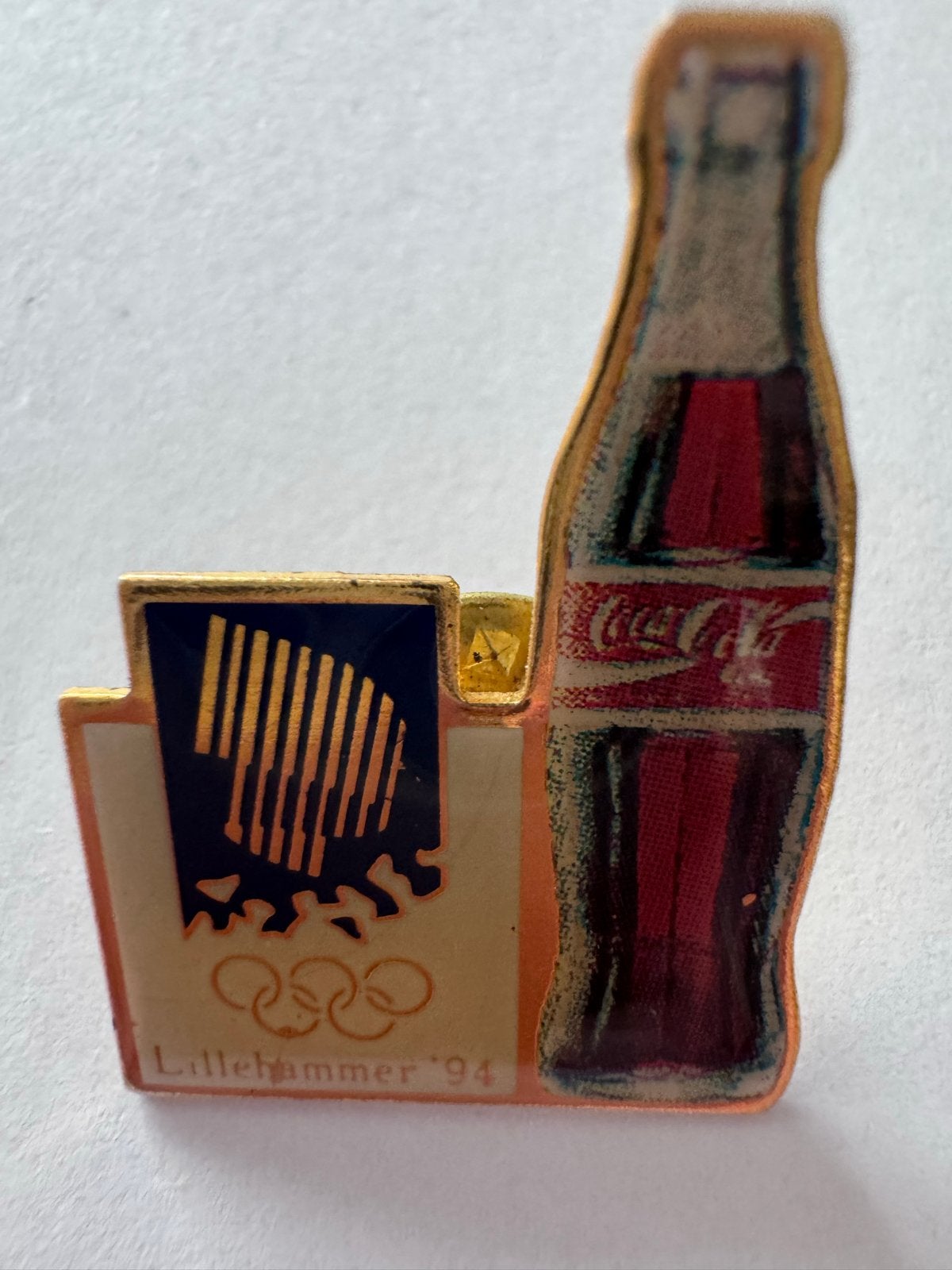 Coca-Cola Lillehammer '94 Olympische Speldje, Verzamelen, Ophalen of Verzenden, Gebruikt, Sport, Speldje of Pin