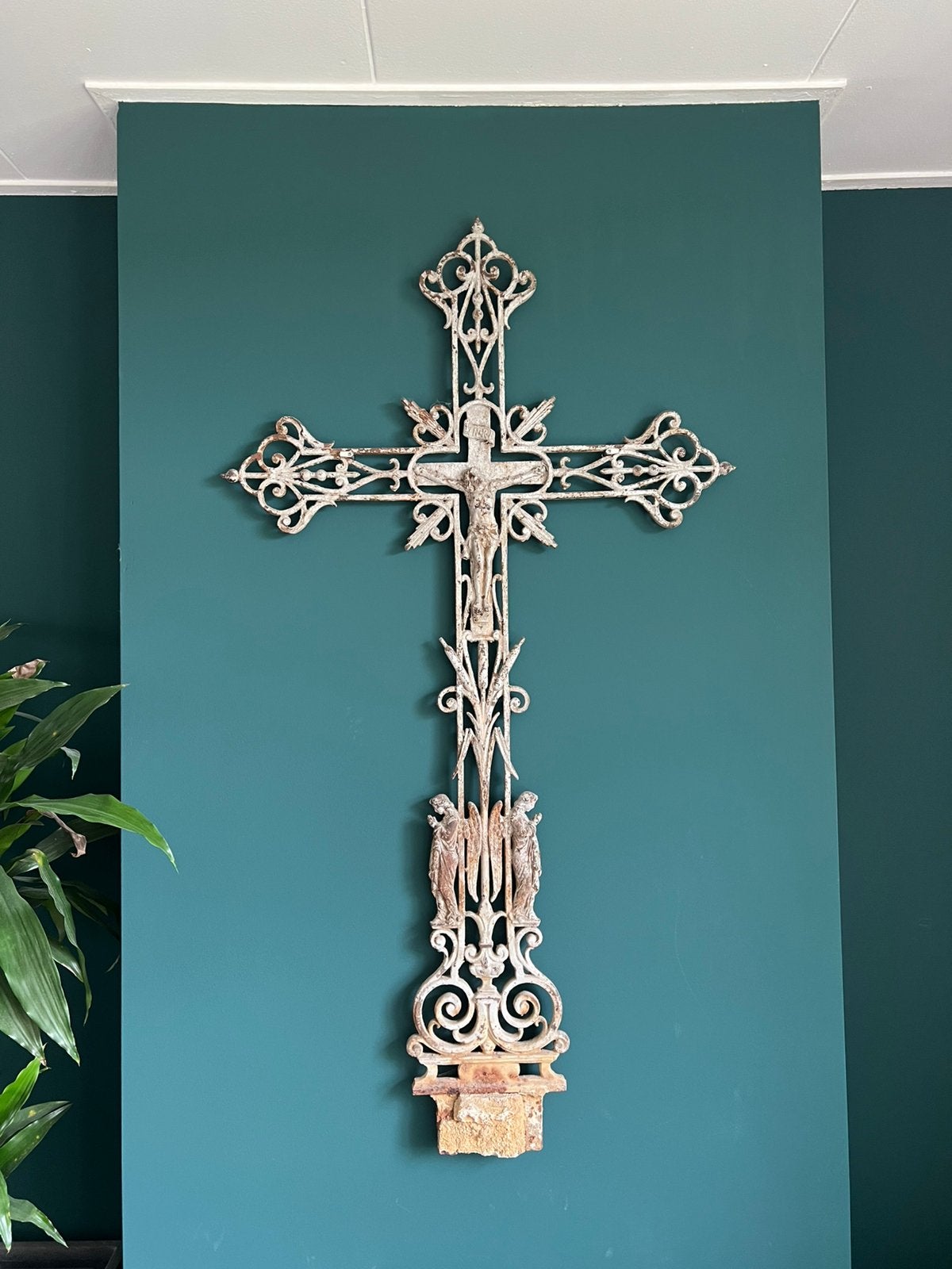 Antiek gietijzeren grafkruis Christus & engelen ca. 1880, Antiek en Kunst, Ophalen of Verzenden