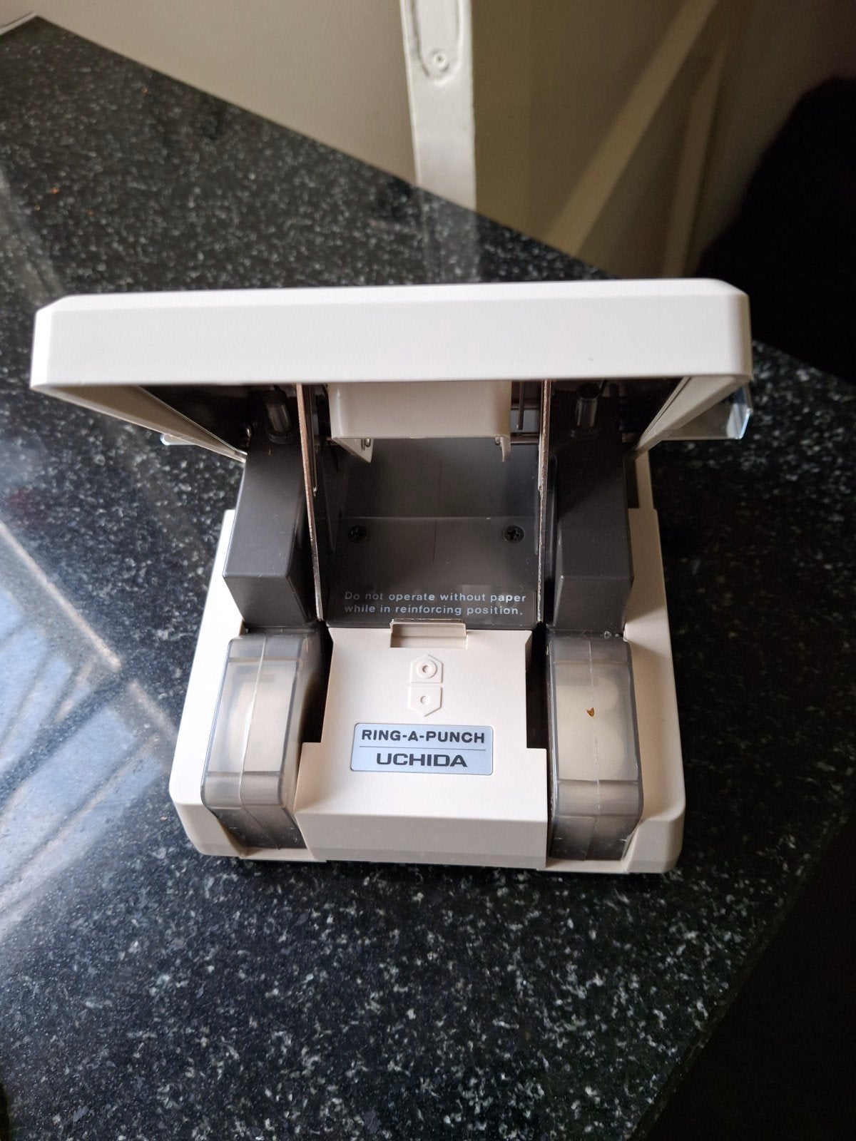 Vintage Uchida automatische gatenversterker., Ophalen of Verzenden