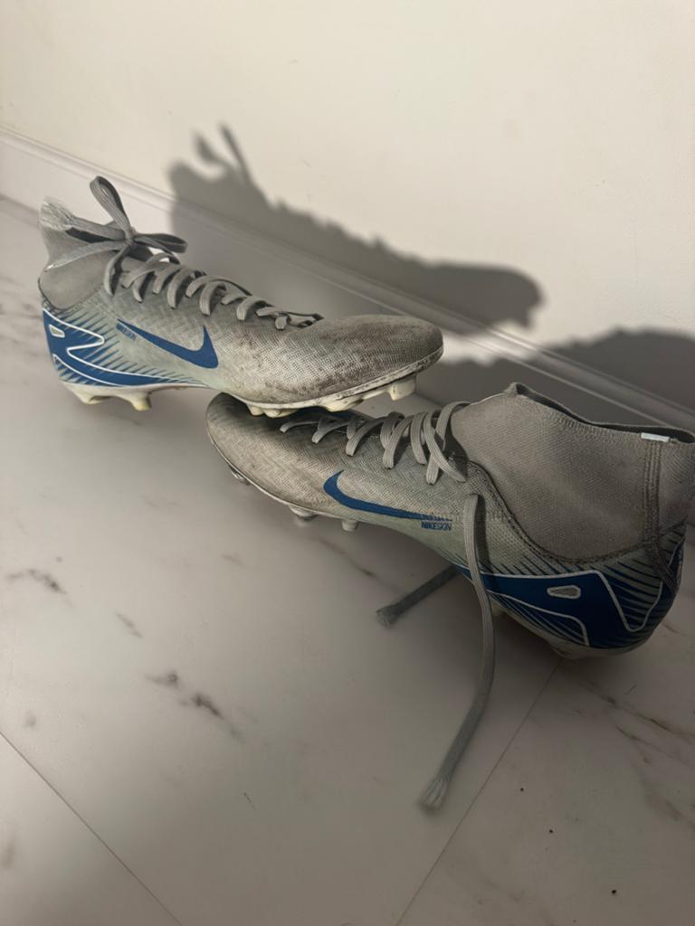 Nike Voetbalschoenen Blauw Pro met IJzeren Noppen Maat 44, Ophalen of Verzenden, Gebruikt, Schoenen
